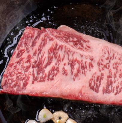 Cubroll ito Wagyu 5+ 100% Japanese Beef (Sélection du Patron) Diamant Rouge
